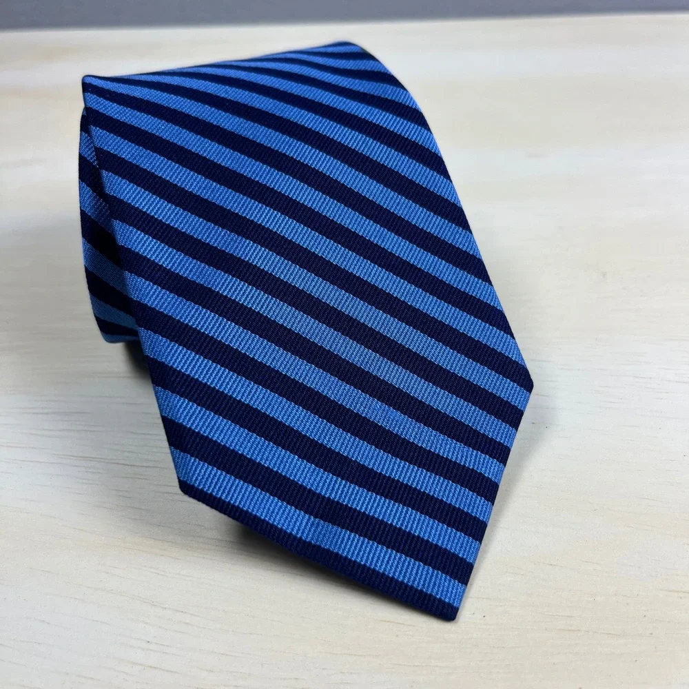 Brooks Brothers Makers Necktie Navy Light Blue Repp Stripe Silk Made in USA